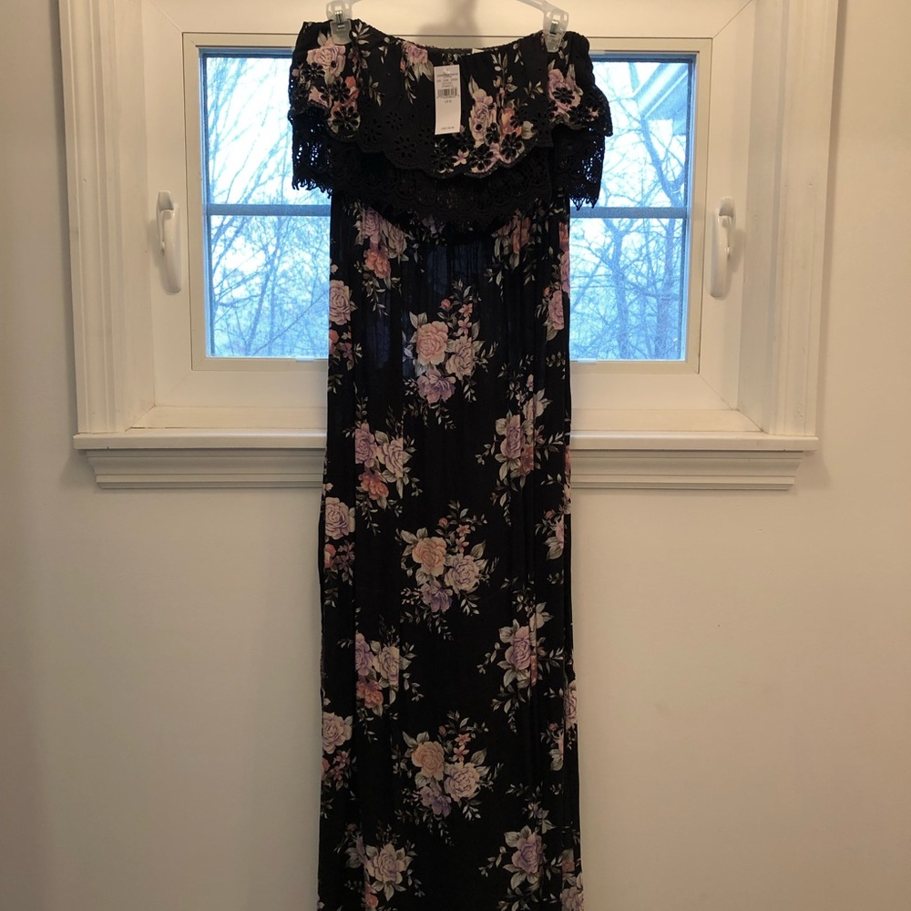 American Eagle floral maxi dress